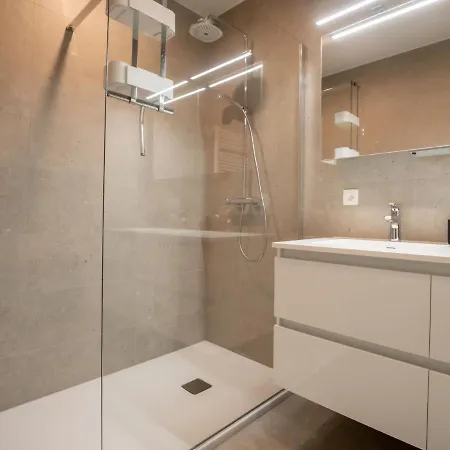 Sky Bridge By Interhome דירה *